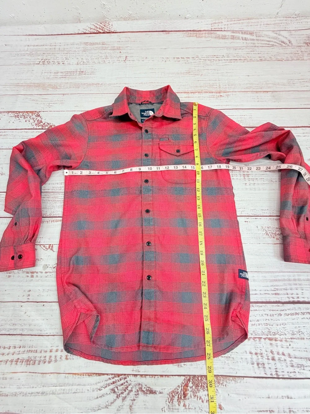 North Face Men’s Small Red Plaid Lightweight Flannel Long Sleeve Shirt